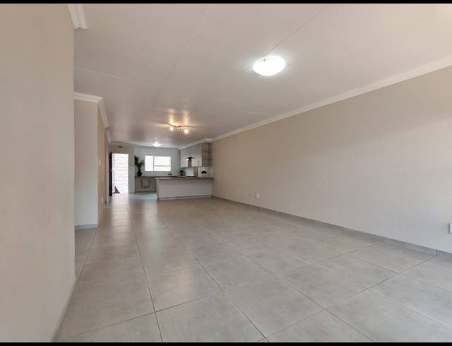 2 BEDROOM TOWNHOUSE FOR SALE IN THREE RIVERS